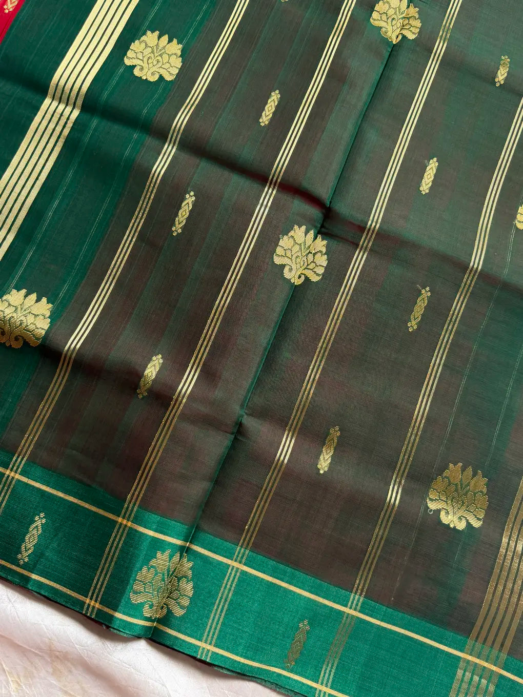 Vegan Silk Saree – Red Handloom Art Silk