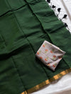 Dark green plain mulmul cotton saree with 1 meter contrast blouse – House of Thansha