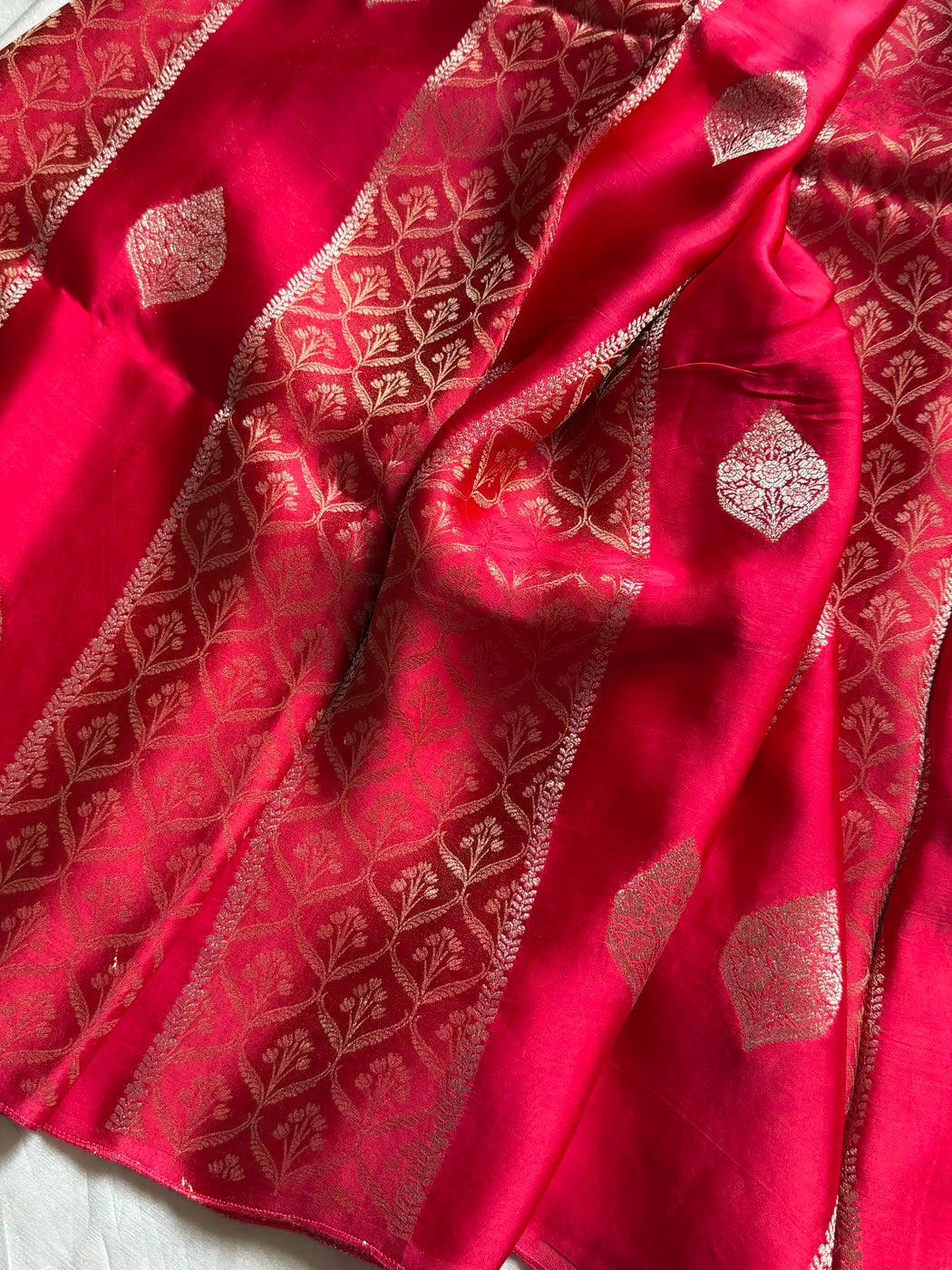 Banarasi Royale Edit - Red