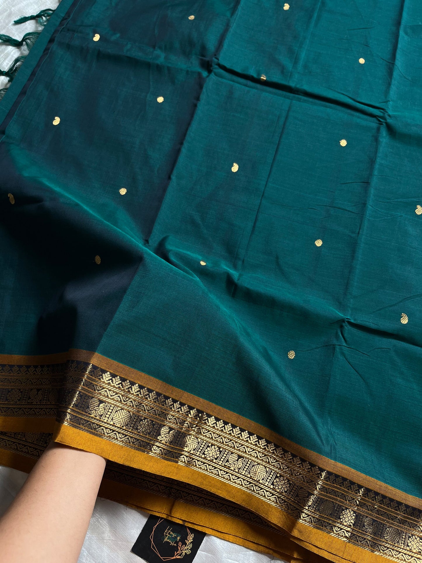 120 Count Mercerised Kanchi Cotton Saree with Zari Border and Grand Pallu – House of Thansha