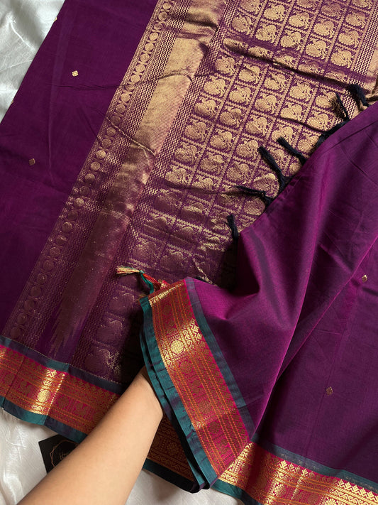 120 Count Mercerised Kanchi Cotton Saree with Zari Border and Grand Pallu – House of Thansha