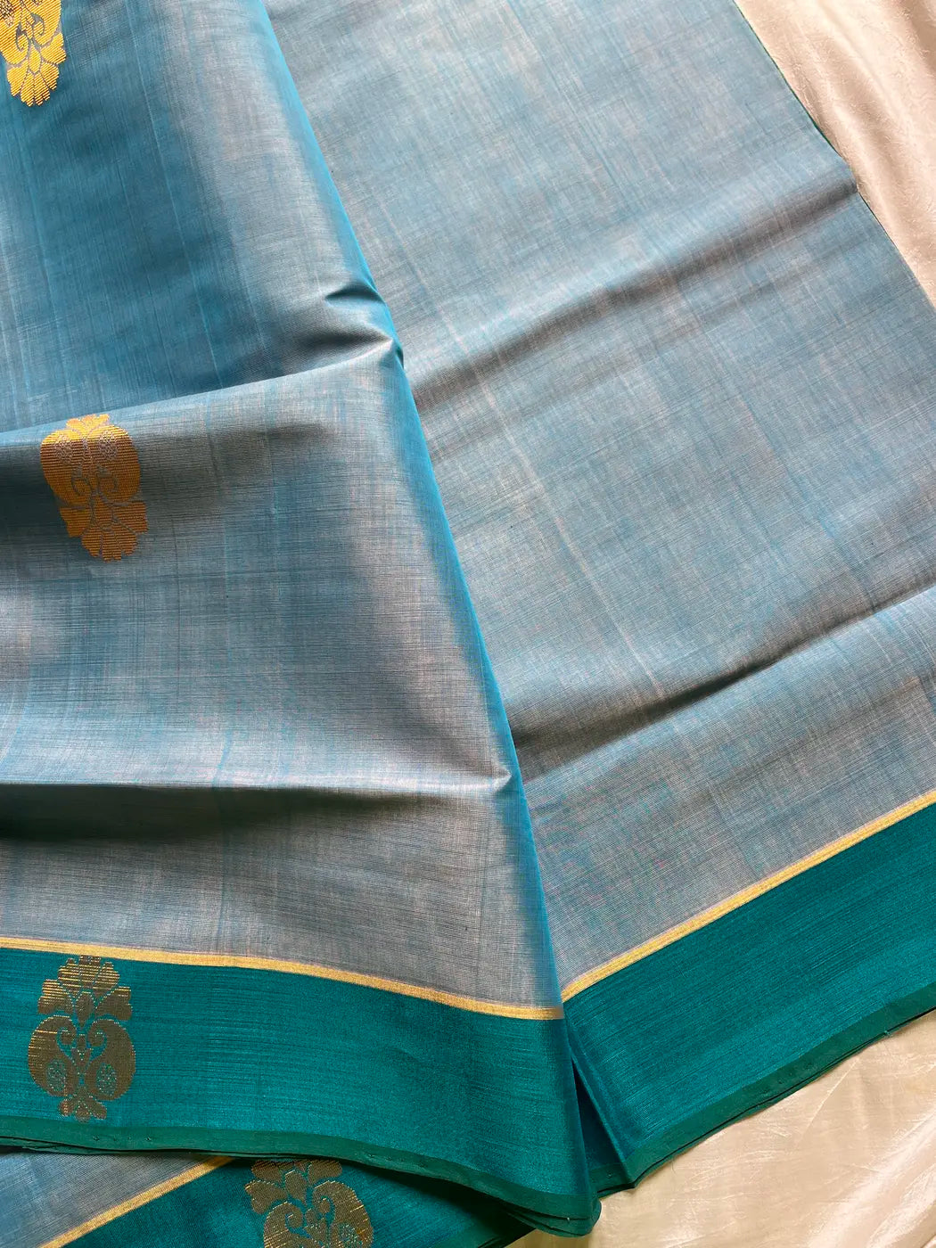 Vegan Silk Saree – Pastel Sky Blue Handloom Art Silk
