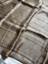 Silver-beige handloom matka silk saree with gini weave and sheer muslin pallu – House of Thansha