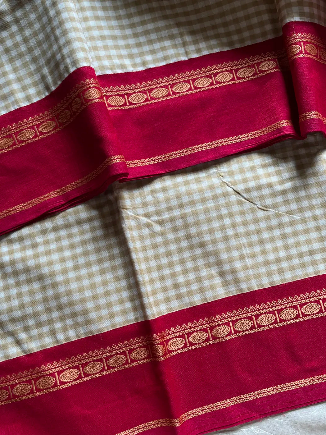 Maragatham – Pastel White Korvai Kattam Chettinadu Cotton Saree