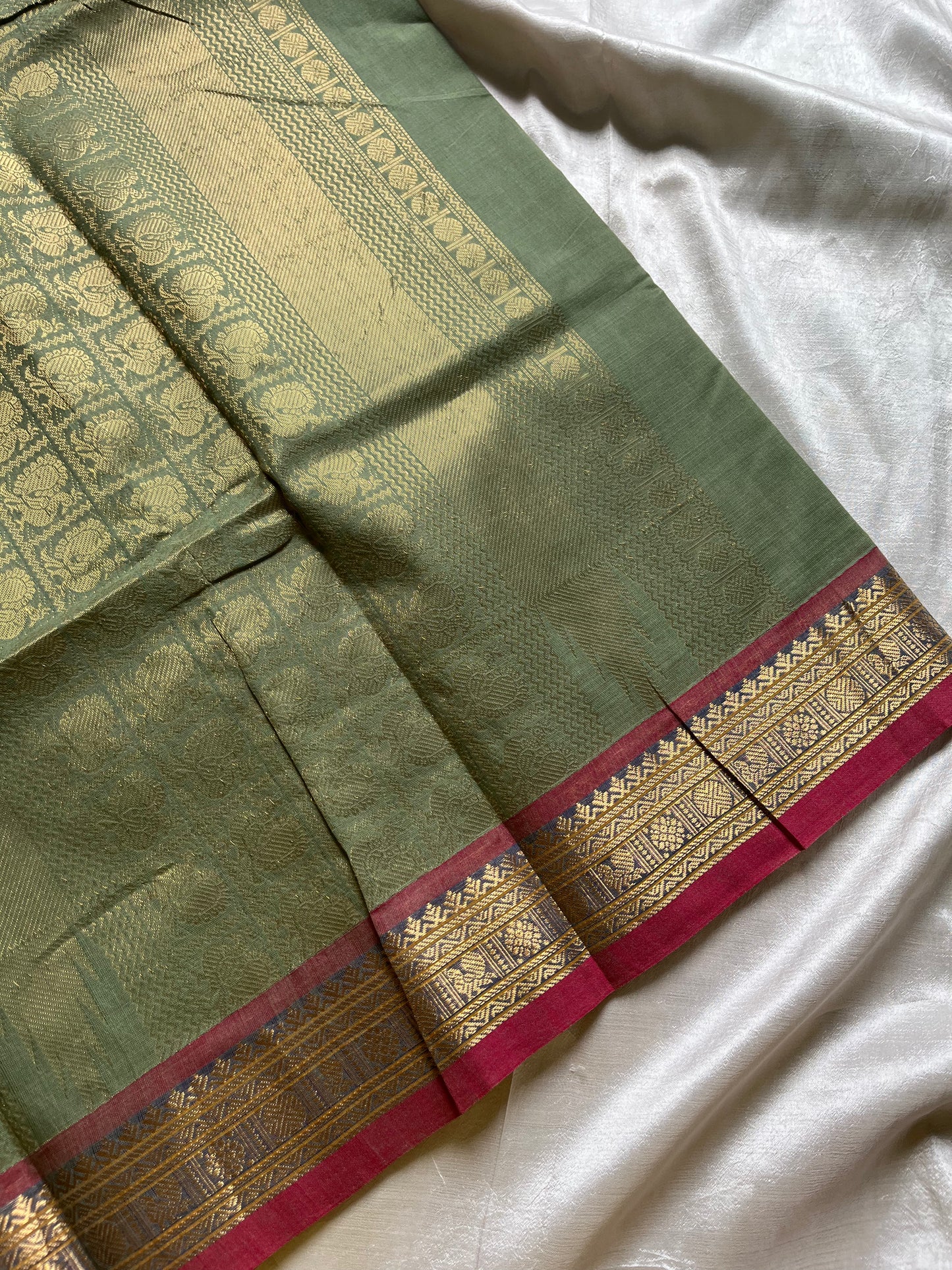 Throne Edit – Pastel Green 120-Count Mercerised Kanchi Cotton