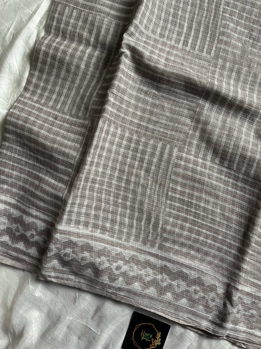 Ash grey Kota Doria saree with 1-meter mulmul cotton blouse – House of Thansha