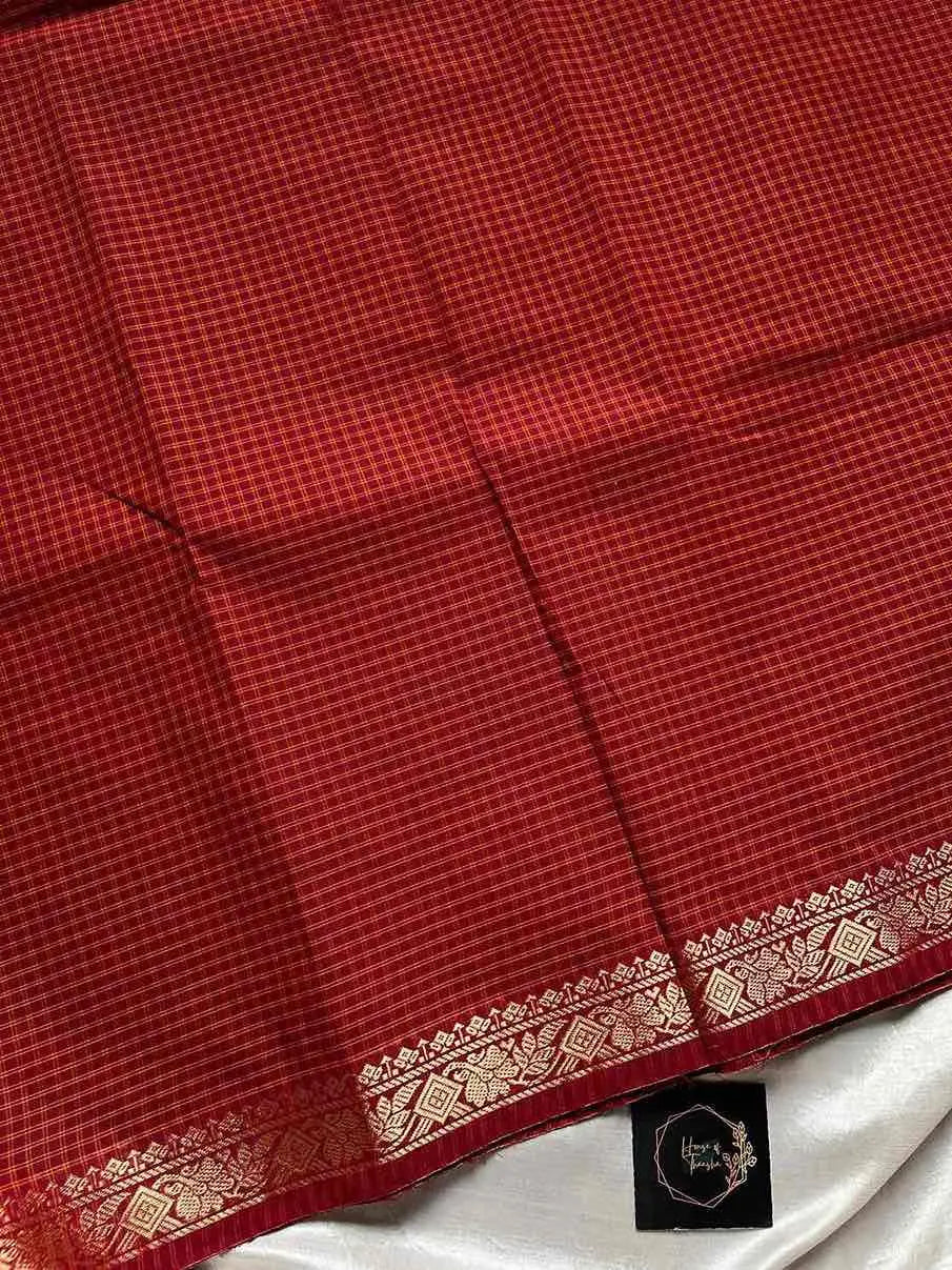 Mini Kattam – Reddish Maroon Checked Chettinadu Cotton Saree (Without blouse)