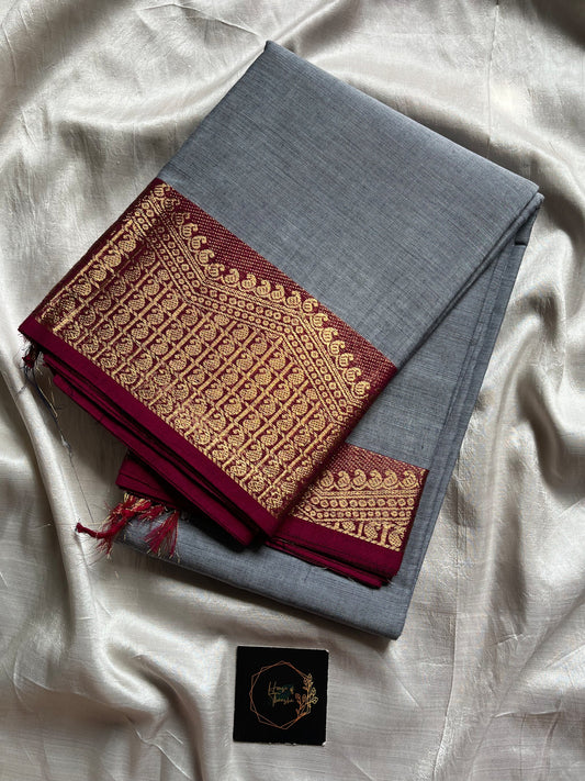 Grey Chettinadu cotton saree with subtle weave and pink border