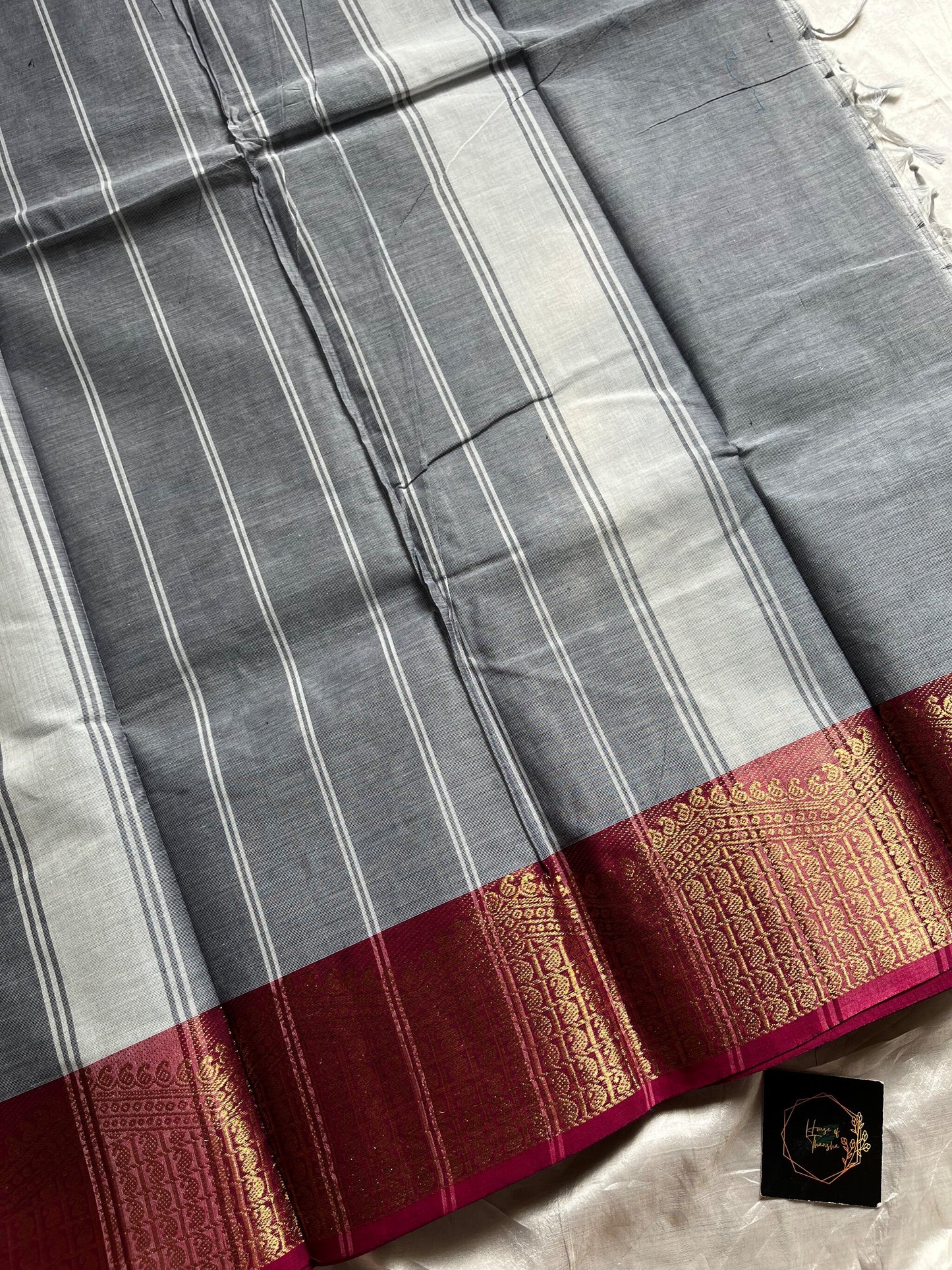 Grey Chettinadu cotton saree with subtle weave and pink border