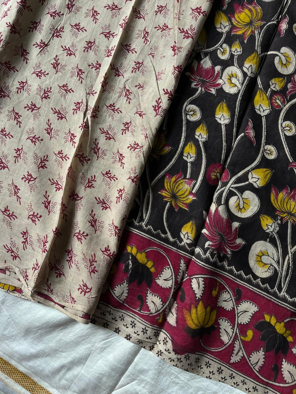 Black Kalamkari cotton saree with pen-drawn floral motifs – House of Thansha