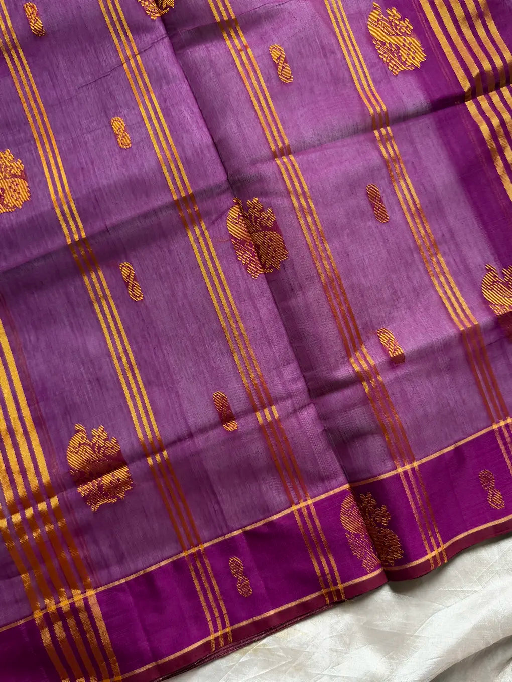 Vegan Silk Saree – White Handloom Art Silk