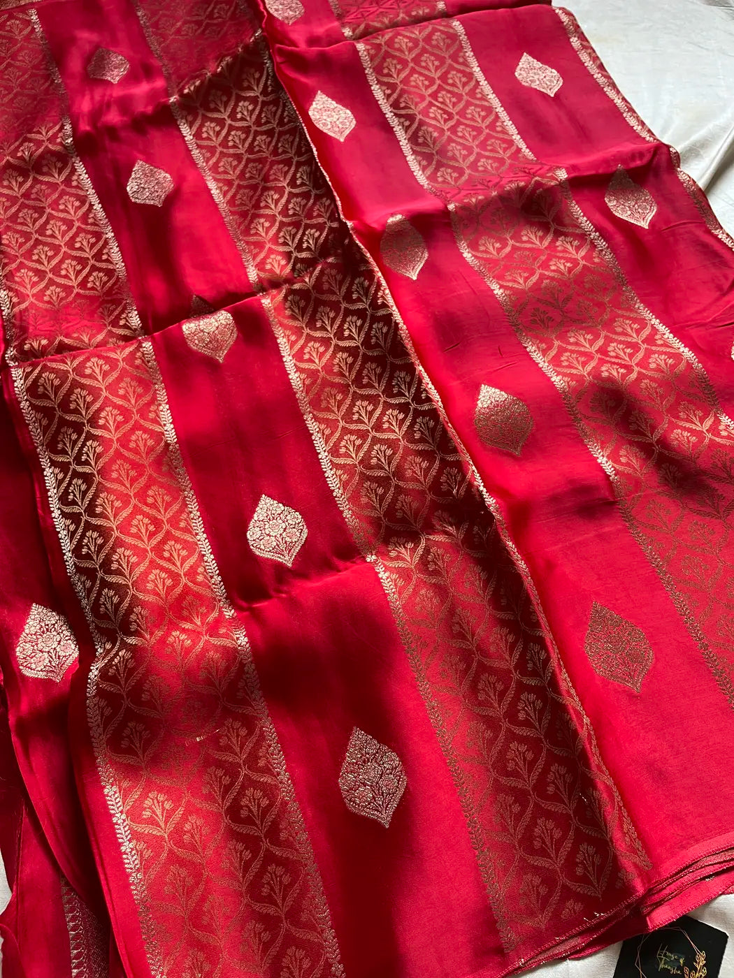 Banarasi Royale Edit - Red