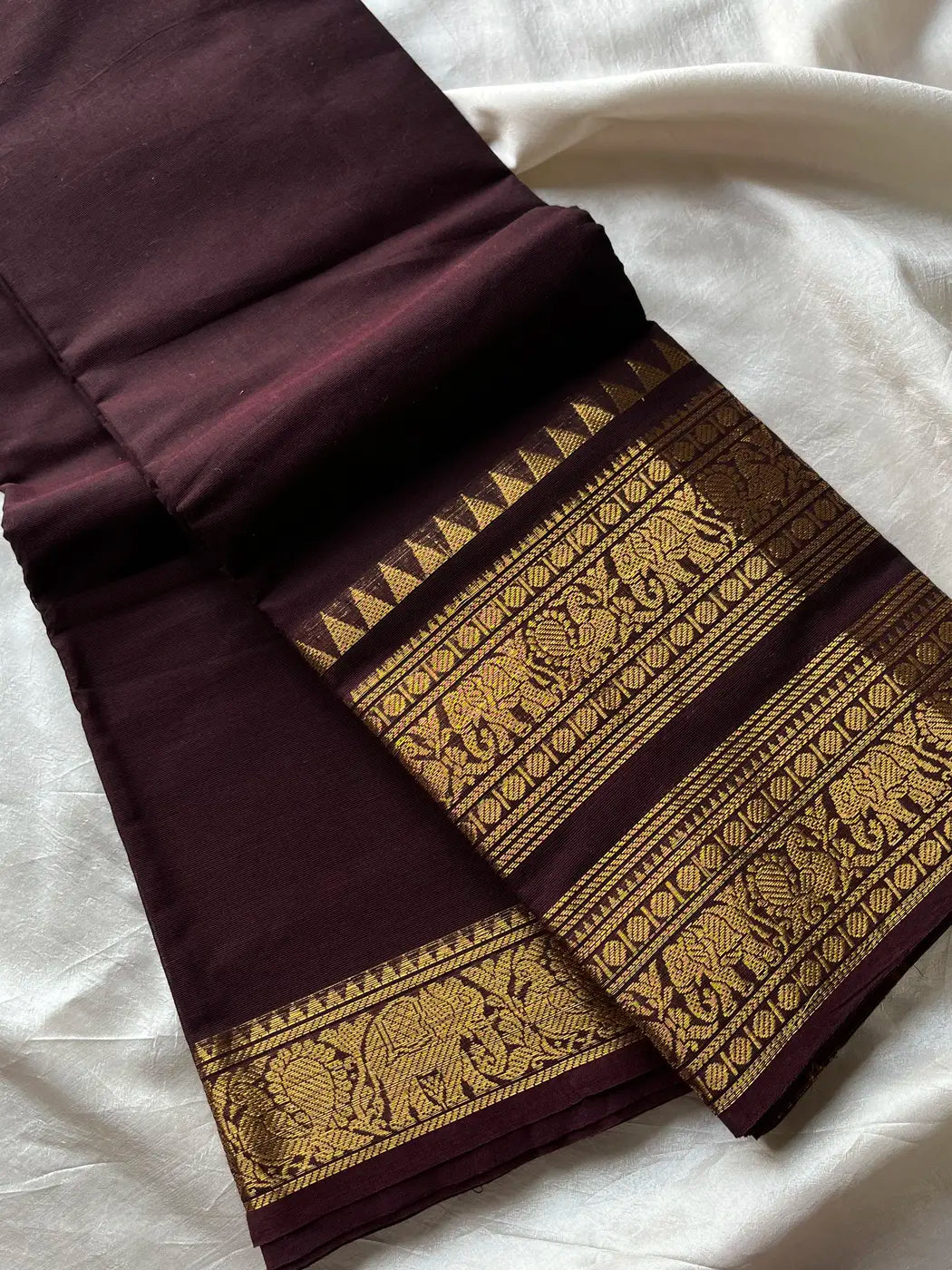 Subtle Edits in Cotton Weaves