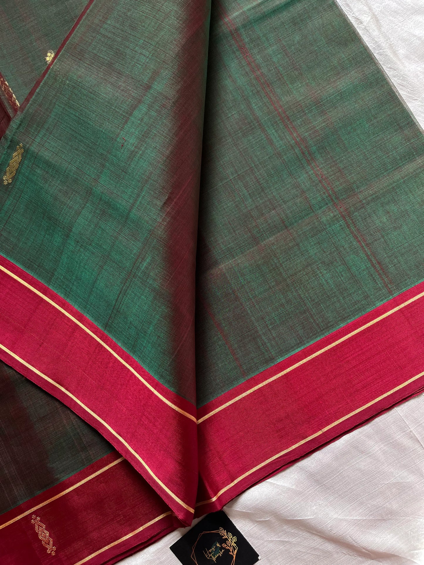 Forest green handloom art silk saree with maroon border – House of Thansha