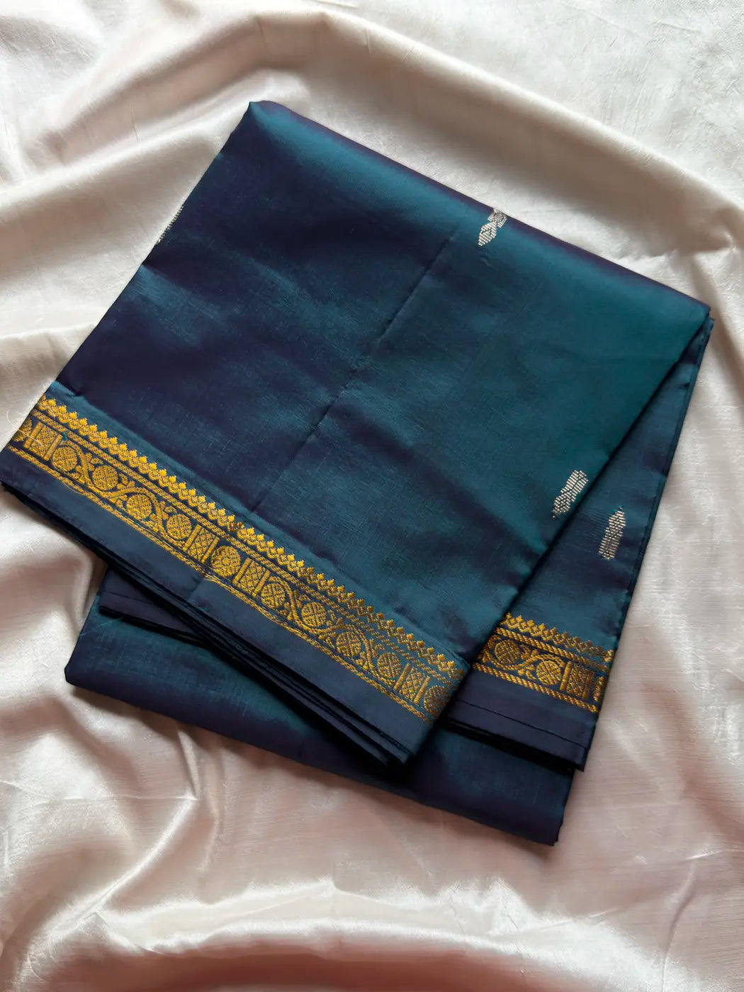 Vegan Silks | Chinnalampattu Saree – Peacock Green