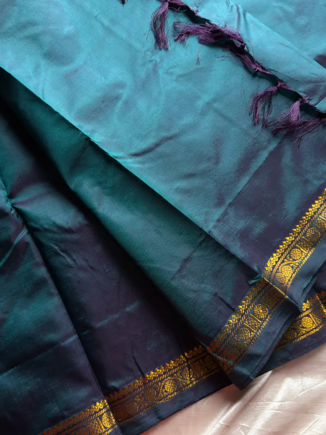 Vegan Silks | Chinnalampattu Saree – Peacock Green