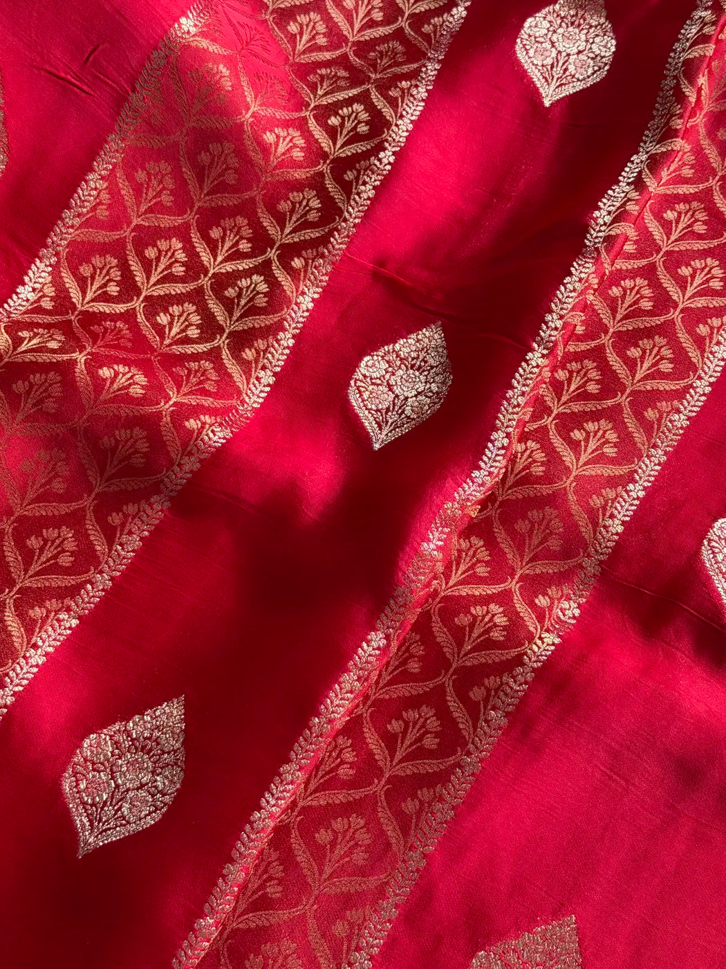 Banarasi Royale Edit - Red