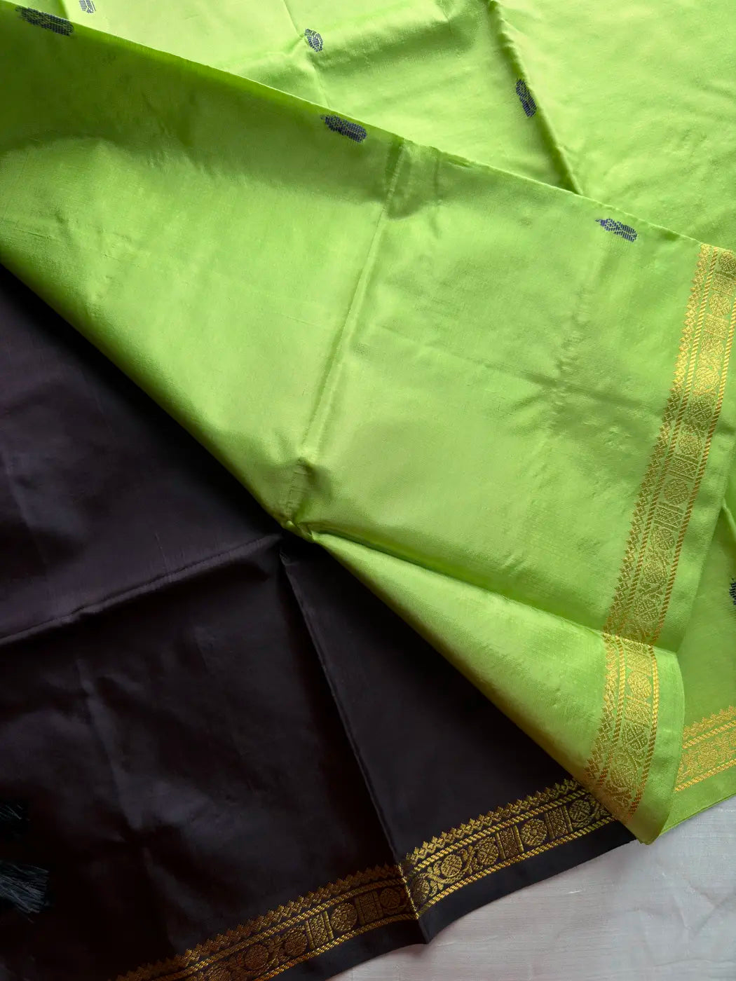 Vegan Silks | Chinnalampattu Saree – Green
