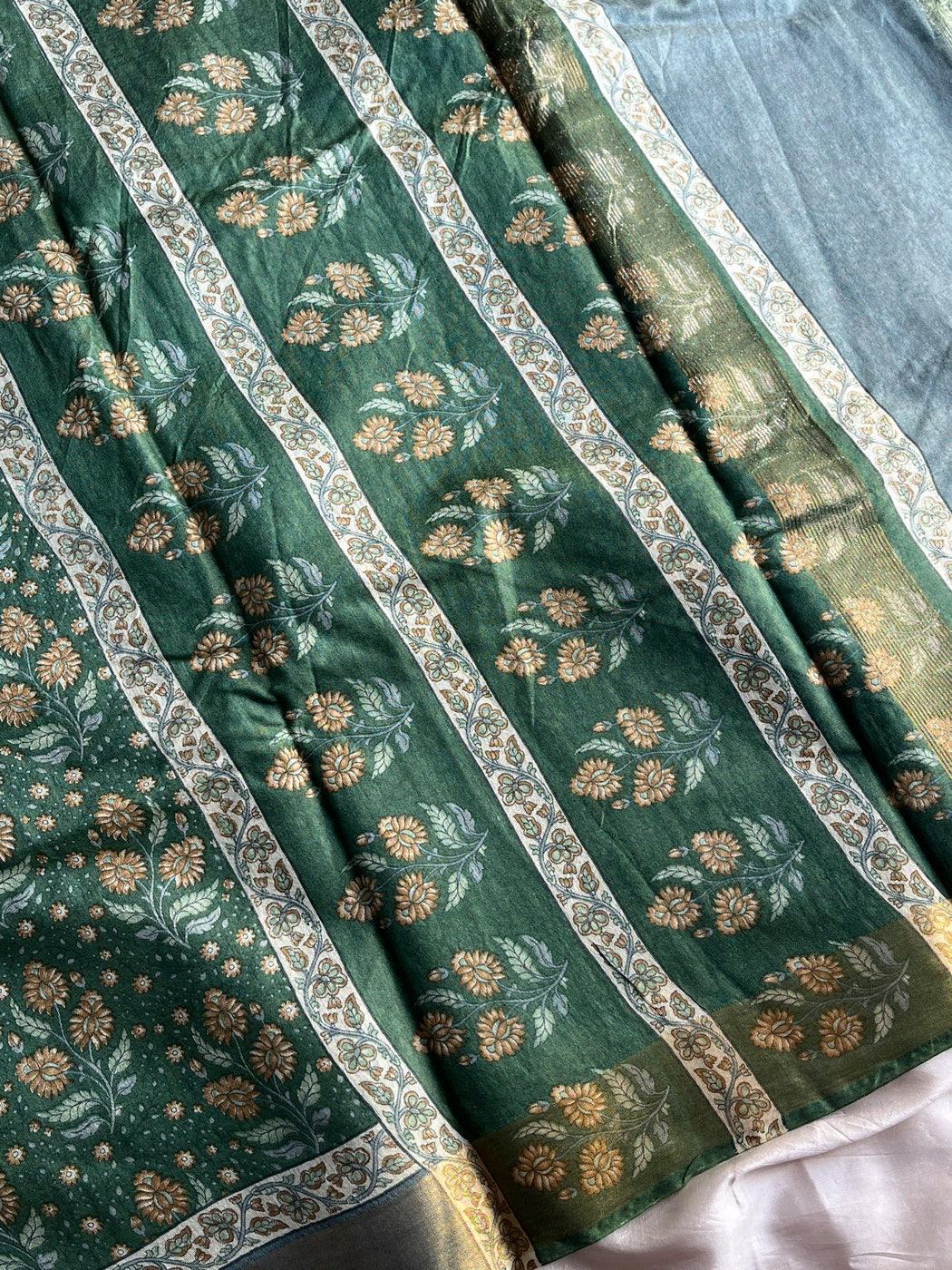 Semi Tussar - Pastel green