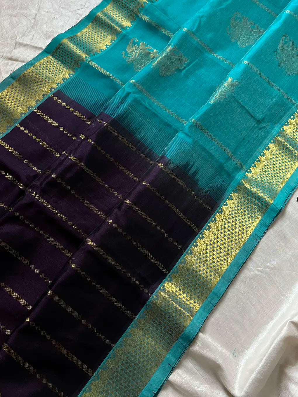 Pattu Nool Edit | Kanchi Silkcotton saree - Dark violet with sky blue