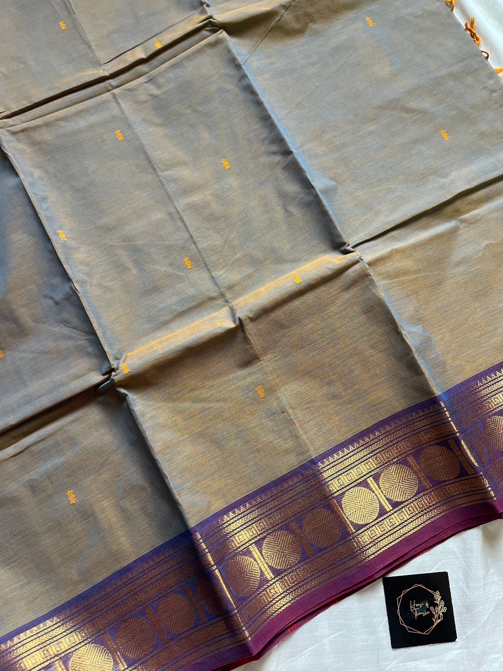 Dual Toned Ash handloom Kanchi cotton saree with contrast border – House of Thansha
