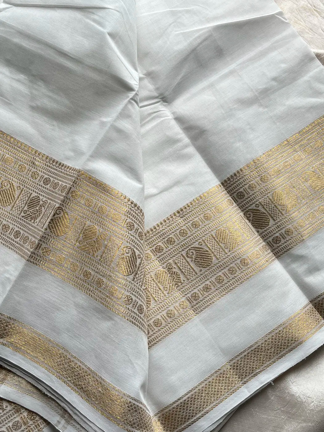 Vintage Loom Edit | White Kanchi Cotton Saree
