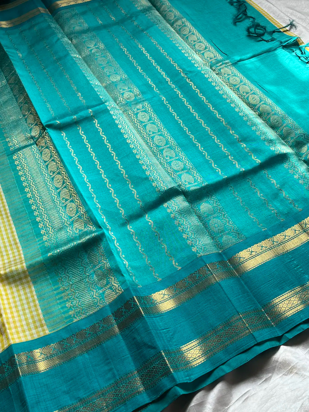 Paalum Pazhamum Kattam – Yellow Blue Checks Kanchi Silkcotton
