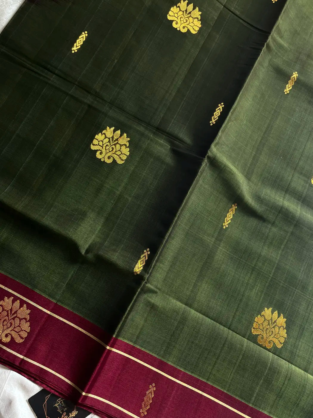 Vegan Silk Saree – Mehandi Green Handloom Art Silk