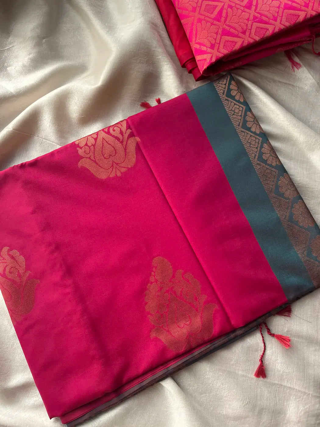 Semi Soft Silk Saree - Pink