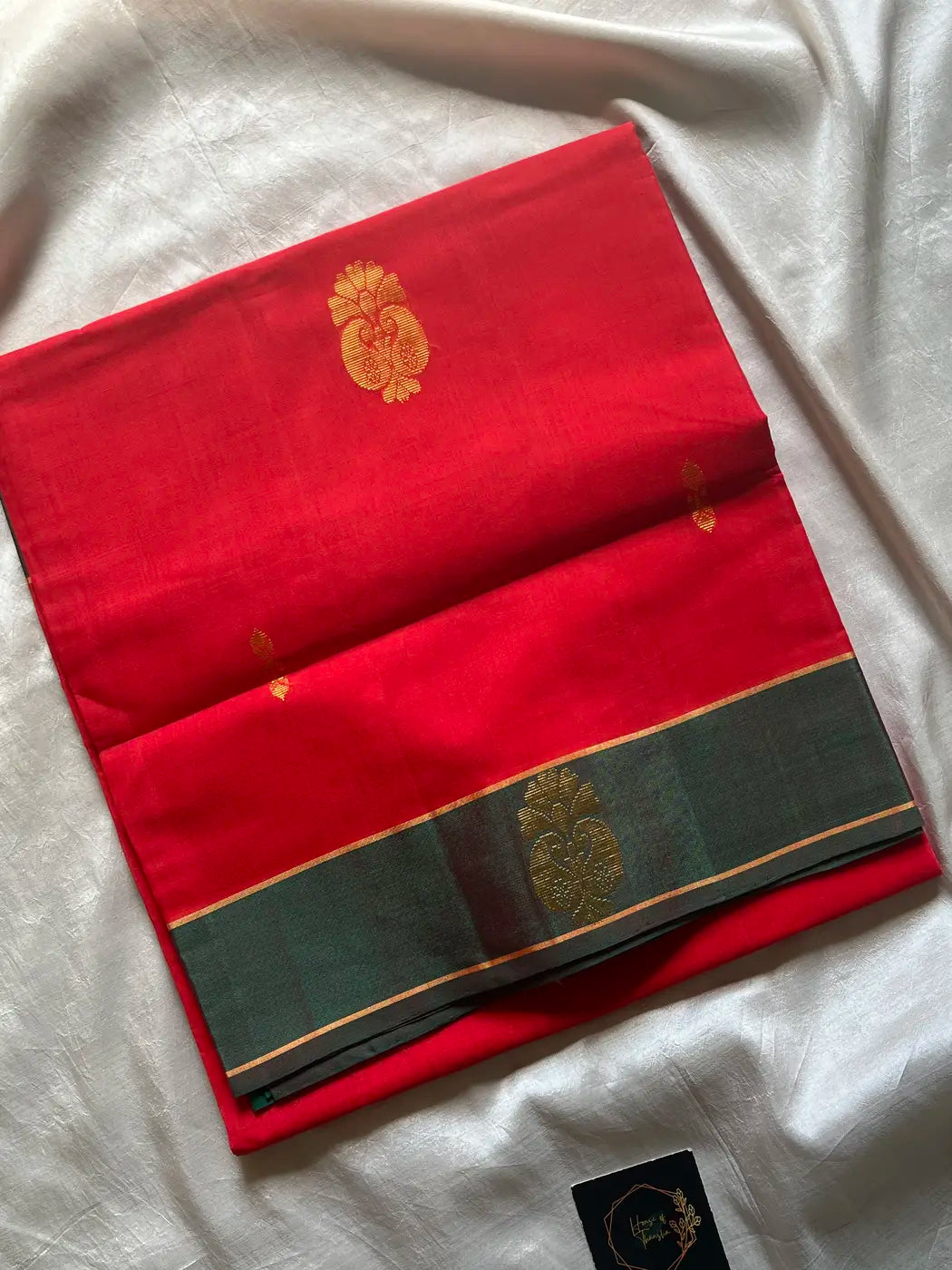 Vegan Silk Saree – Vibrant Red Handloom Art Silk