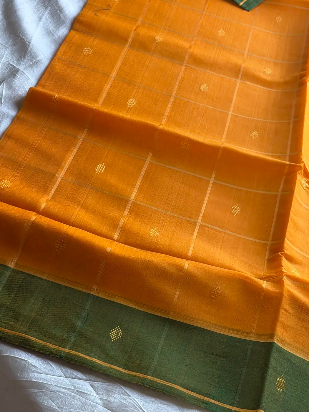 Vegan Silk saree – Yellow Checked Handloom Art Silk Saree