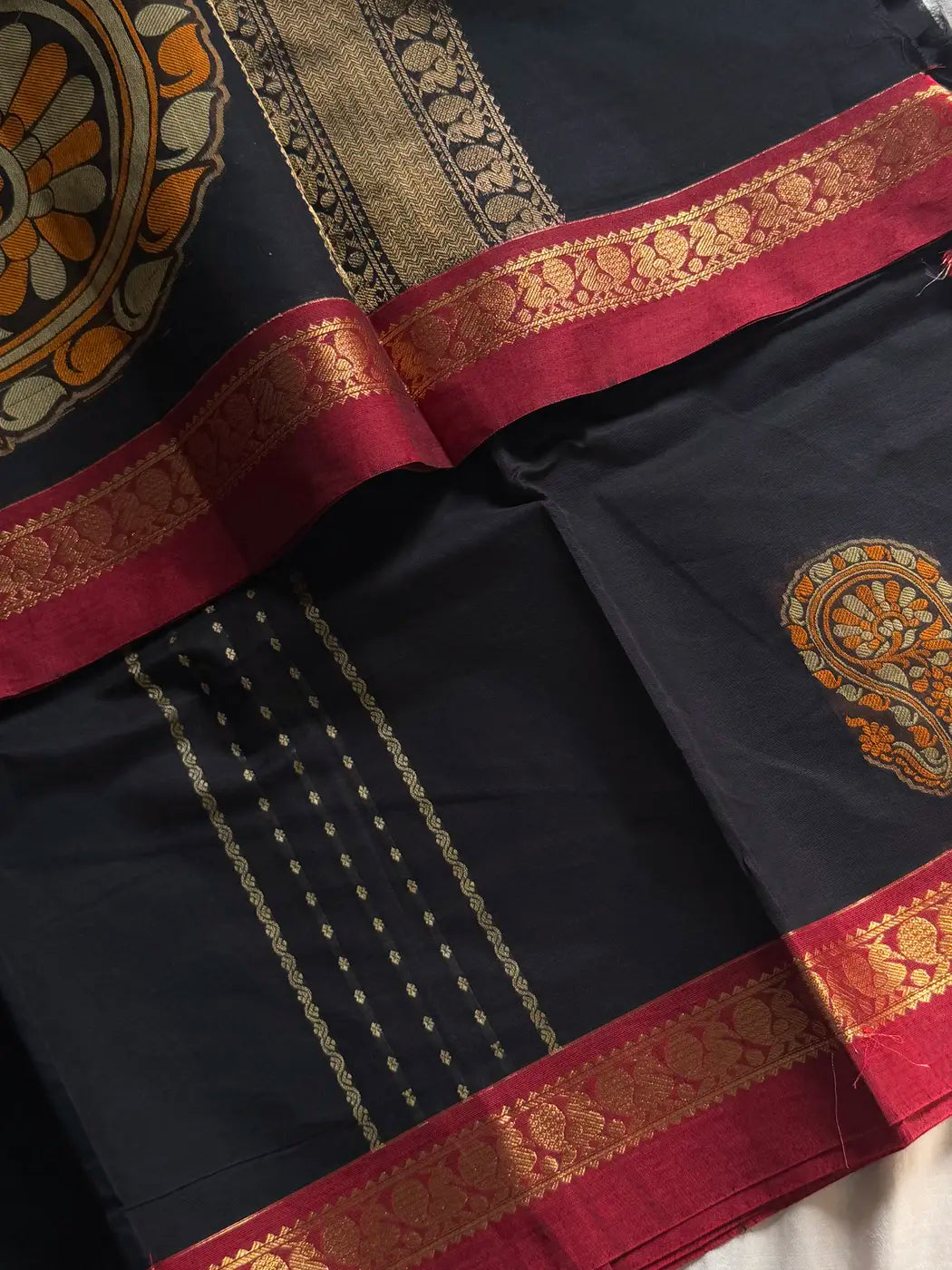 Zari & Thread Edit | Kanchi Cottons – Black