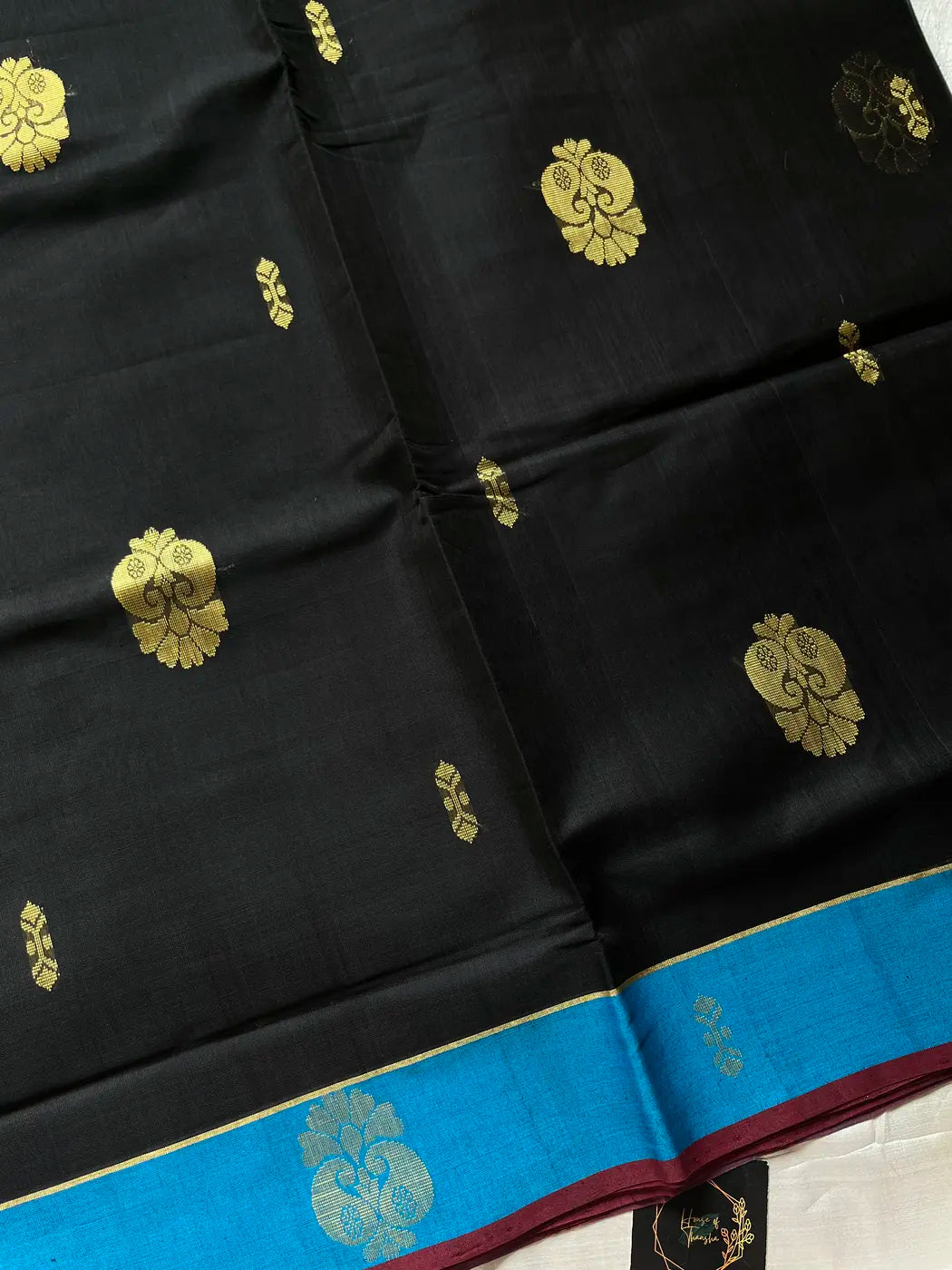 Vegan Silk Saree – Black & Blue