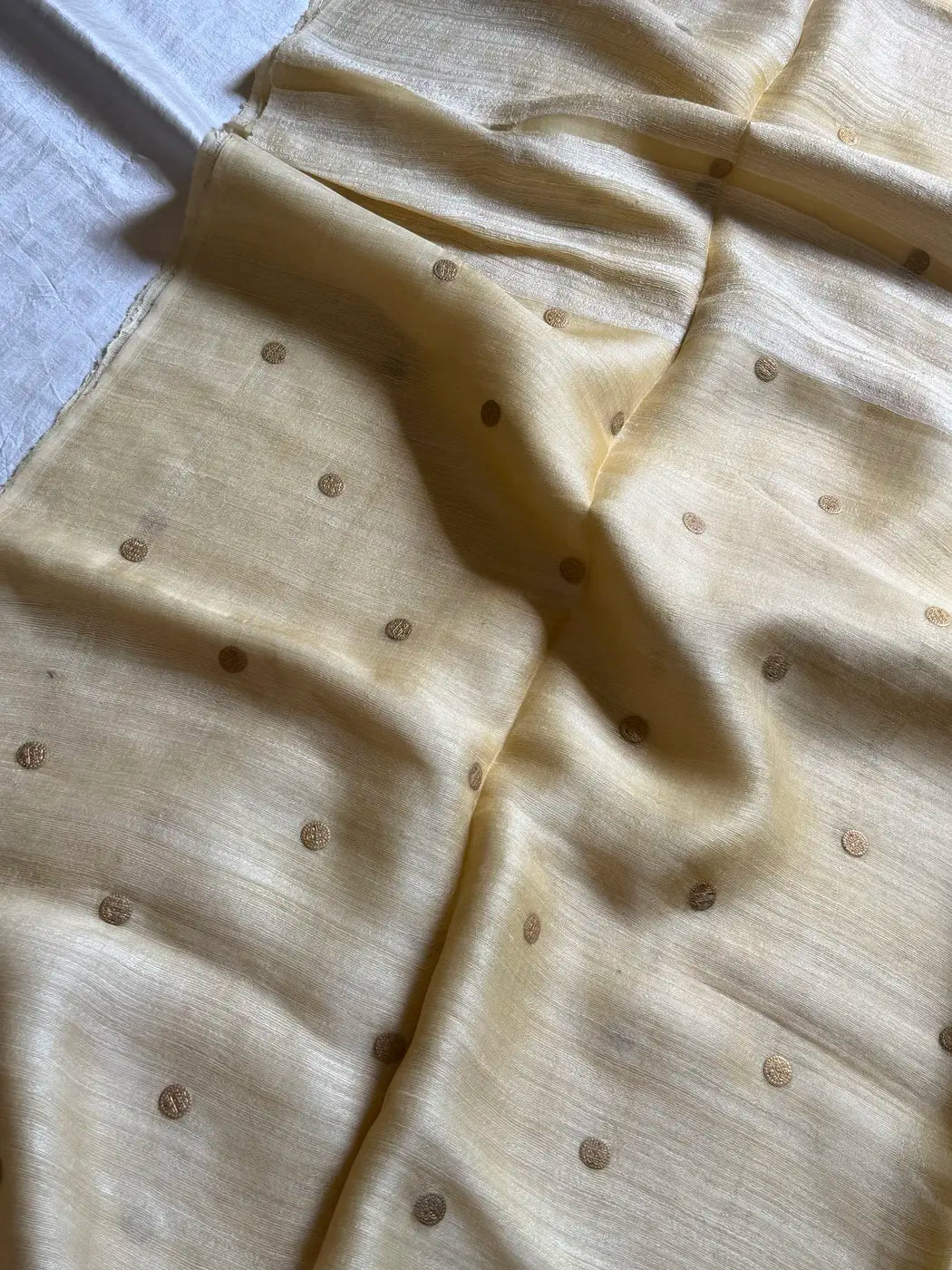 Handloom Matka Silk Saree with Muslin Pallu - Cream