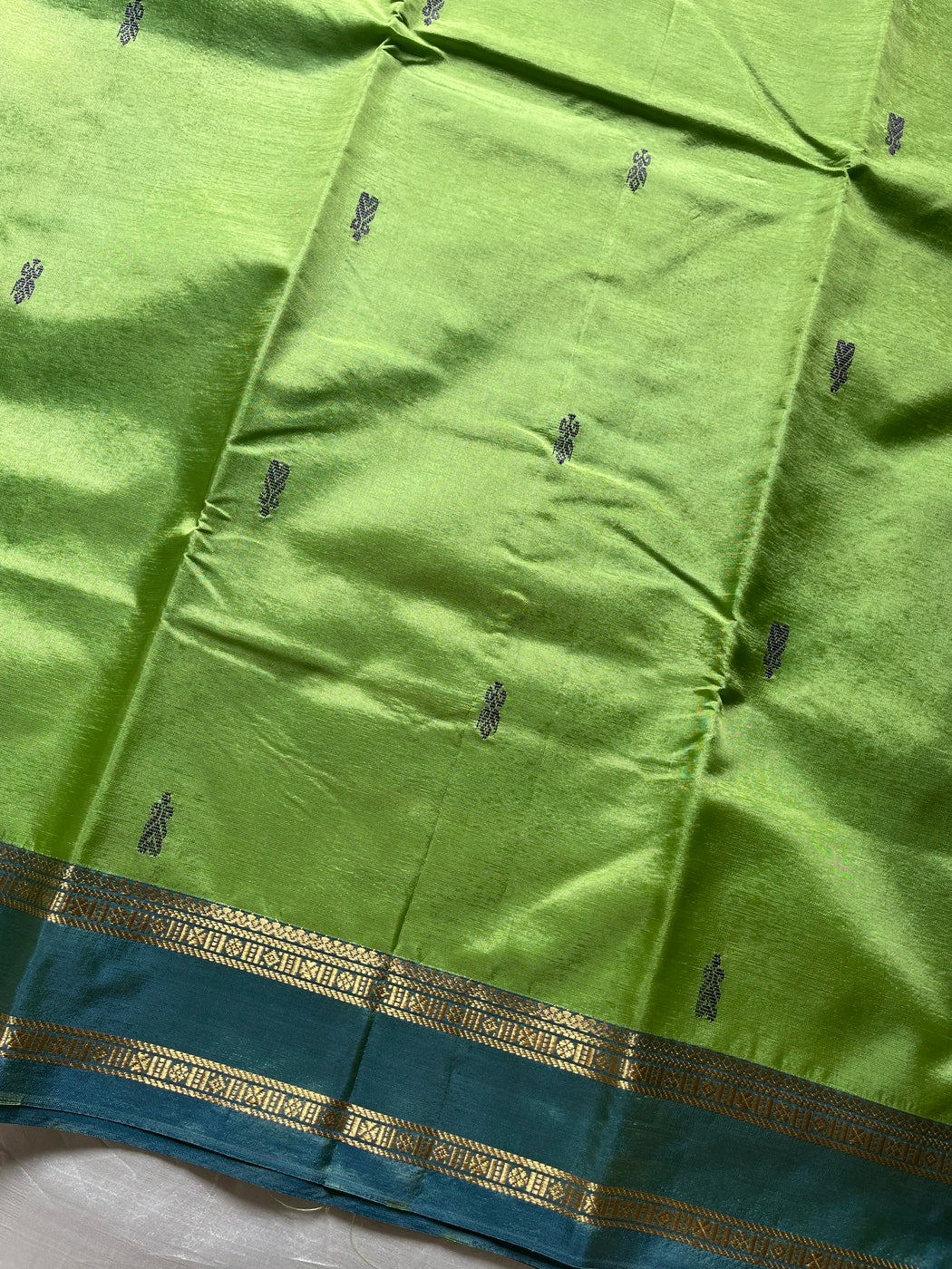 Vegan Silks | Chinnalampattu Saree – Green & SkyBlue