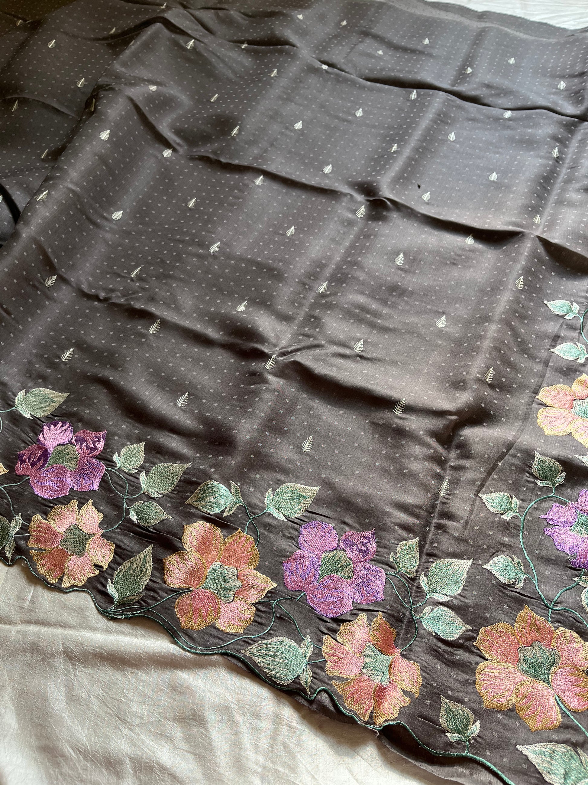 Graphite grey embroidered designer saree with scalloped border – House of Thansha
