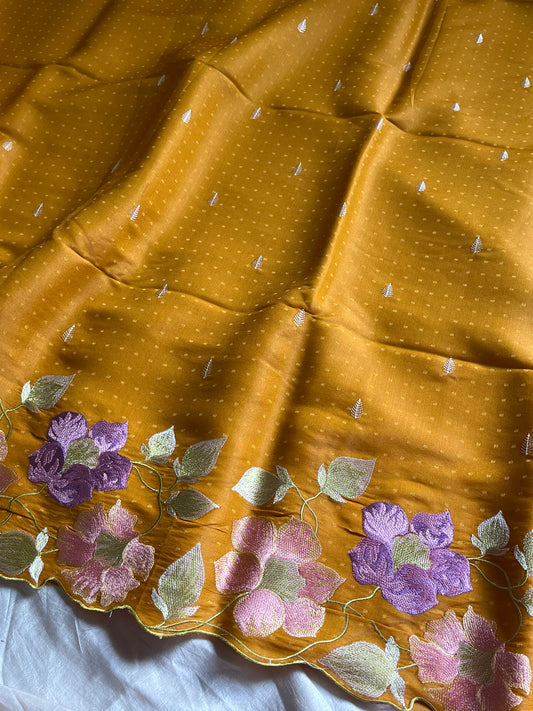 Pastel yellow embroidered designer saree with scalloped border – House of Thansha