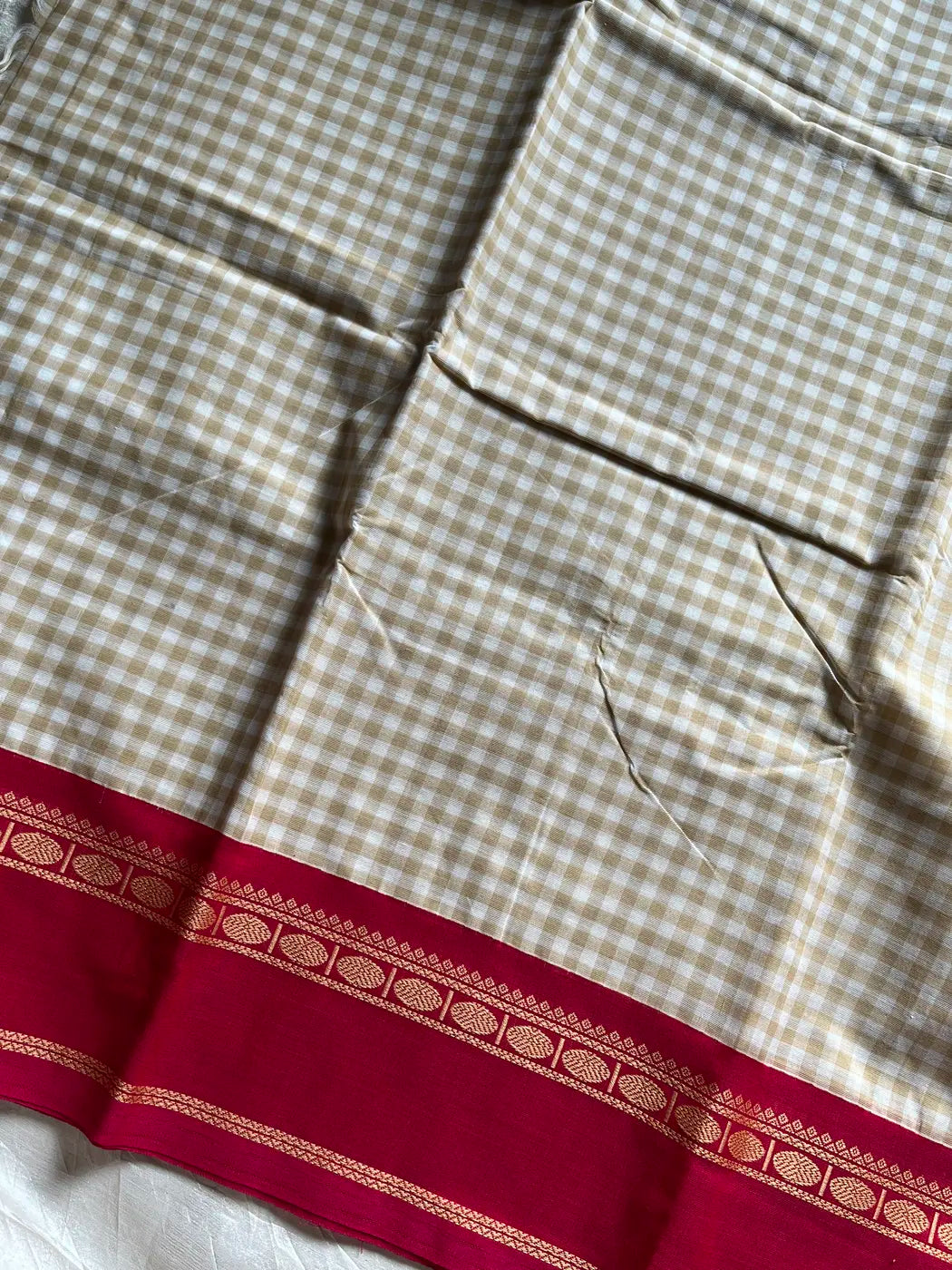 Maragatham – Pastel White Korvai Kattam Chettinadu Cotton Saree