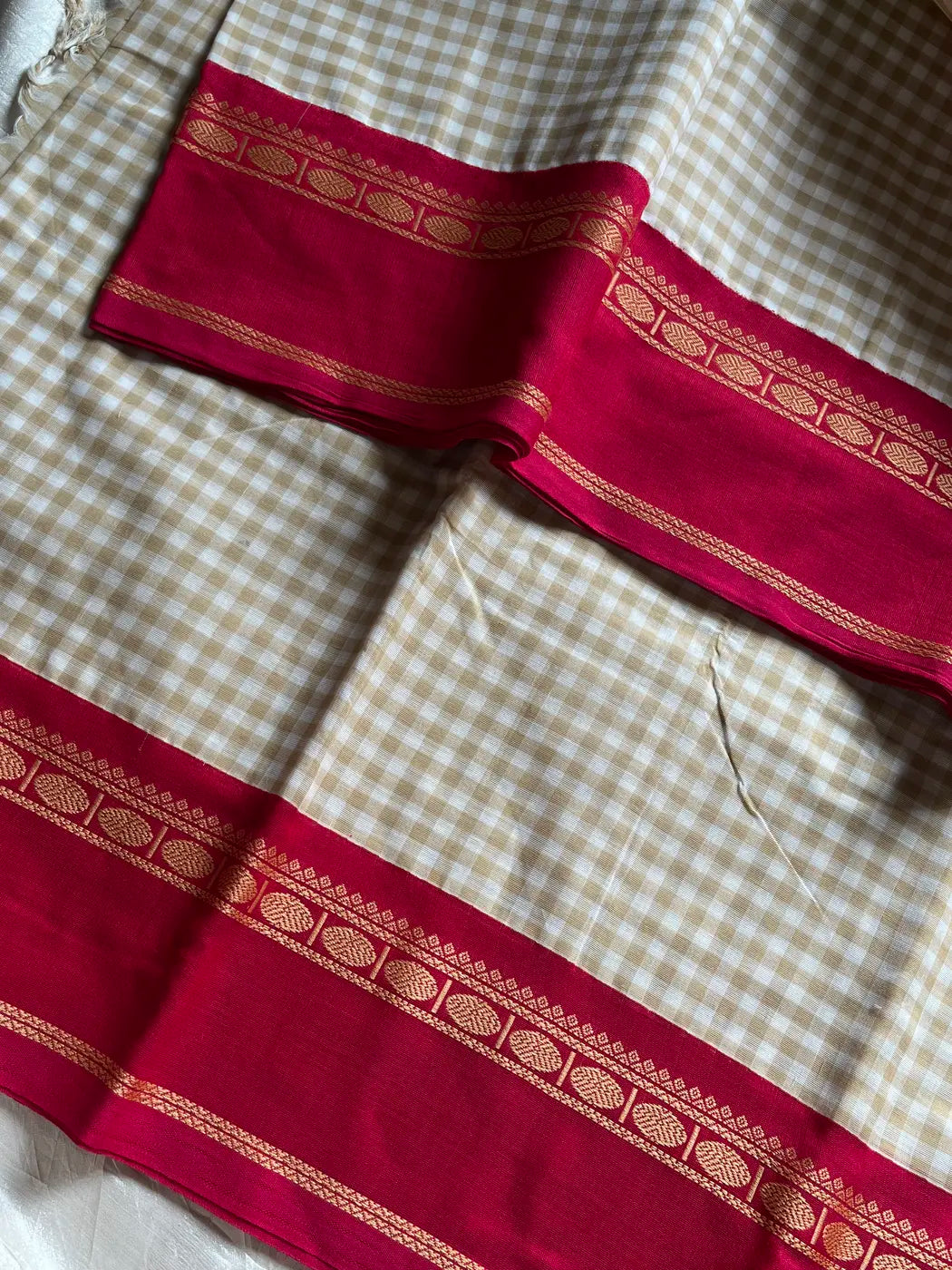 Maragatham – Pastel White Korvai Kattam Chettinadu Cotton Saree