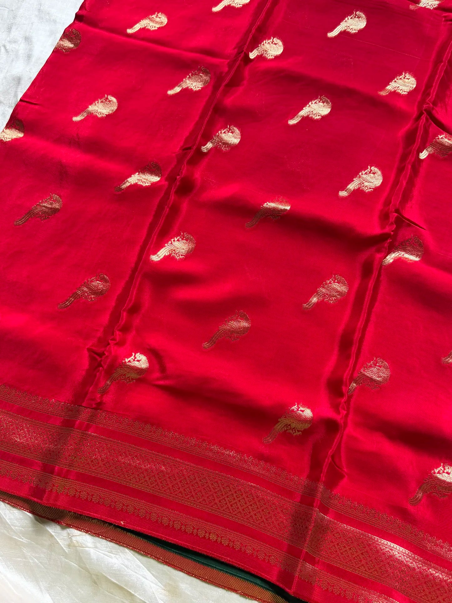 Banarasi Royale Edit - Red