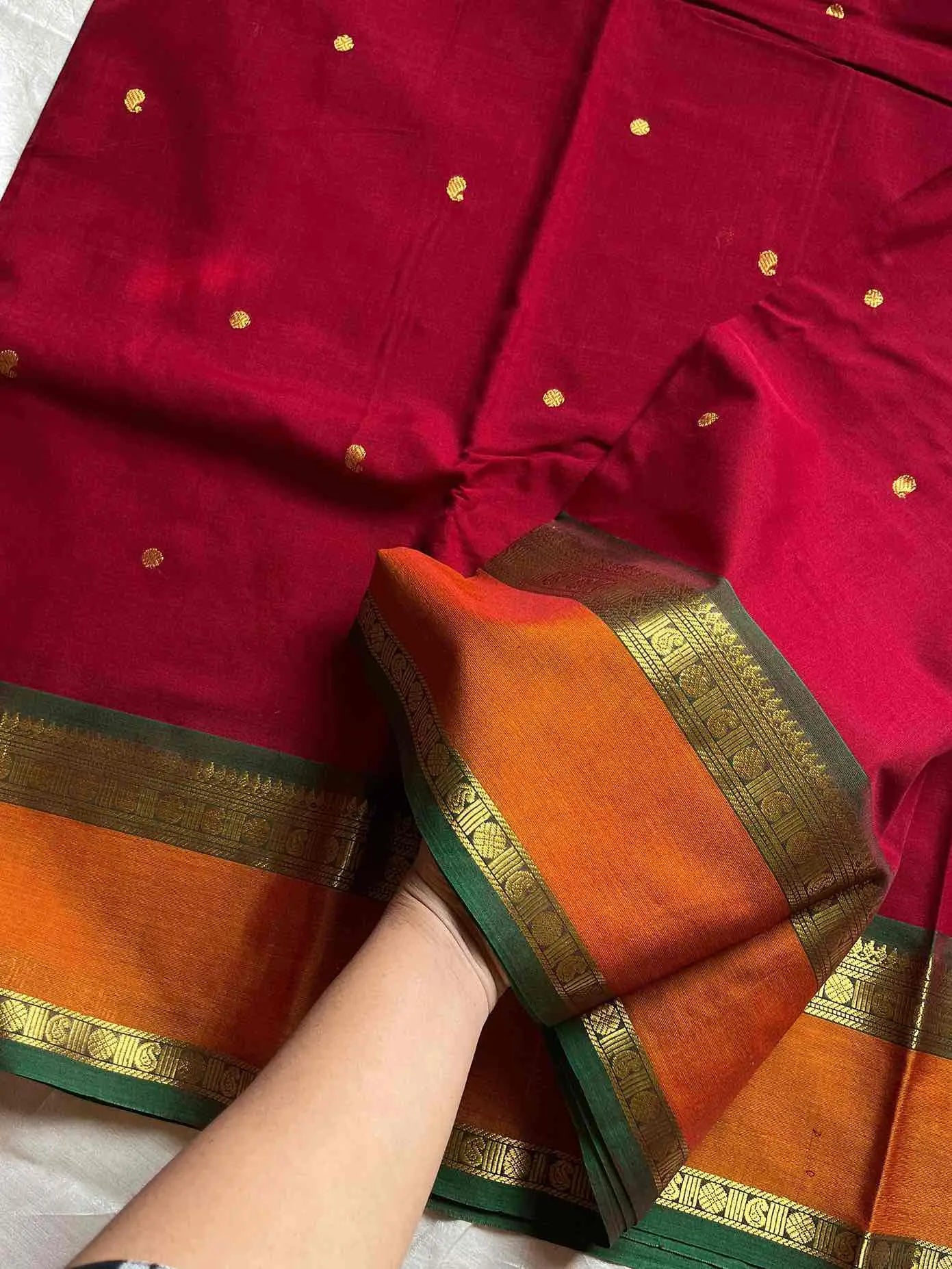 Royal Drapes with Grand Pallus