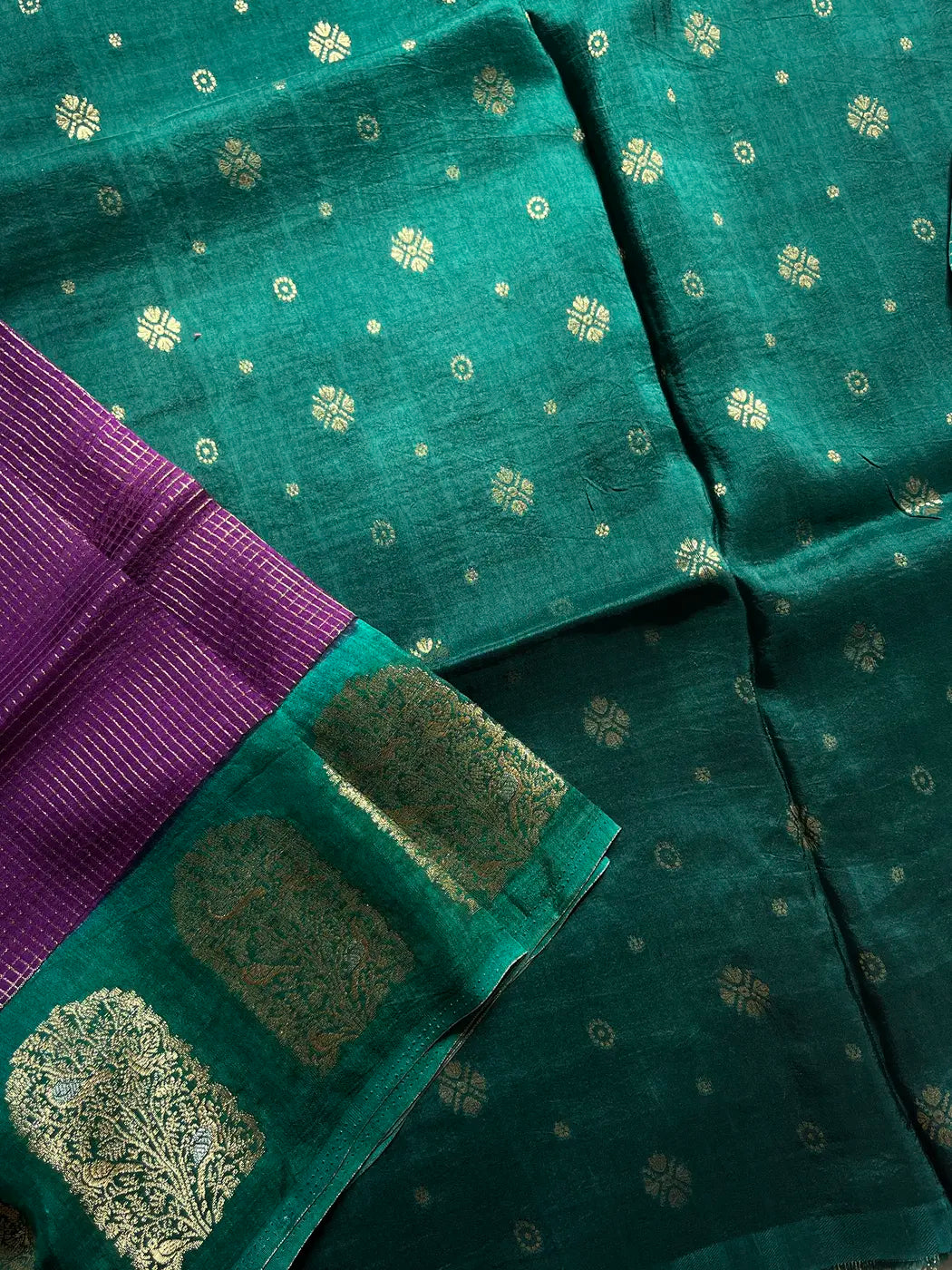 Banarasi Crepe Silk Saree – Purple & Green