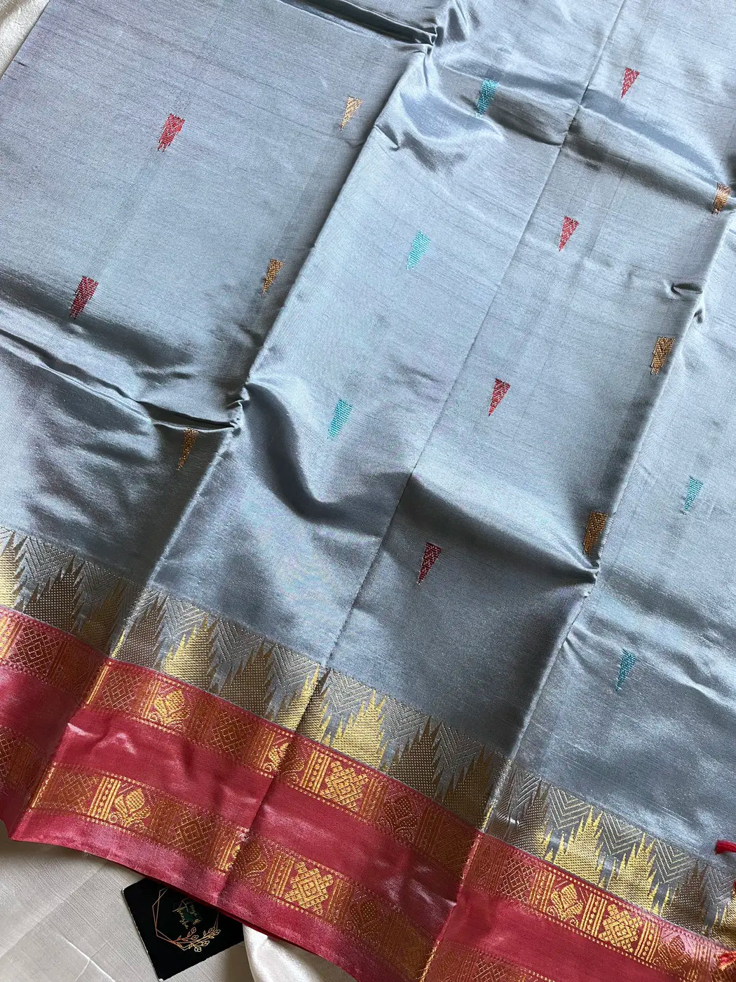 Vegan Silks | Chinnalampattu Saree – Silver
