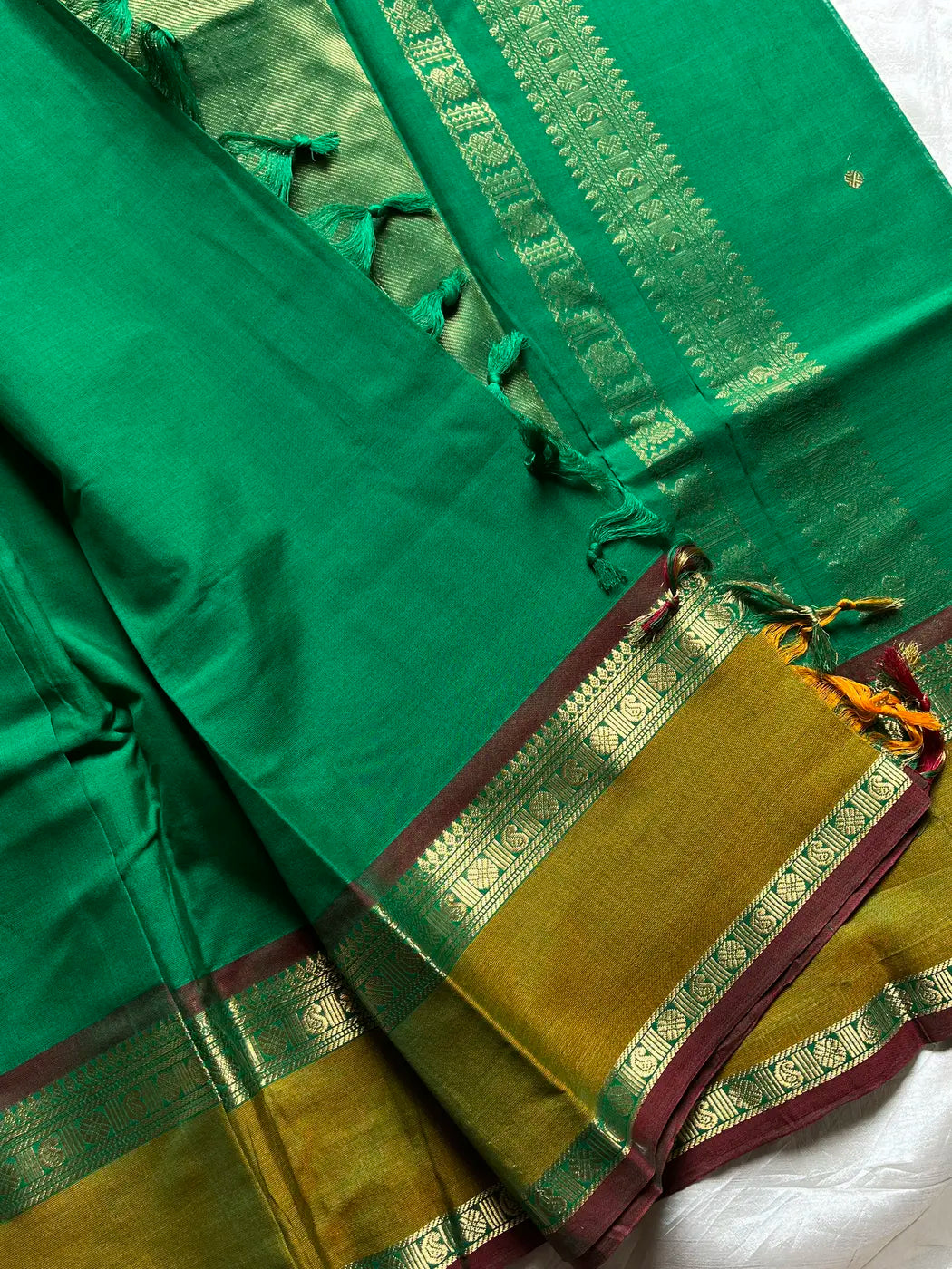 Throne Edit – Green 120 Counts Mercerised Kanchi Cotton Saree