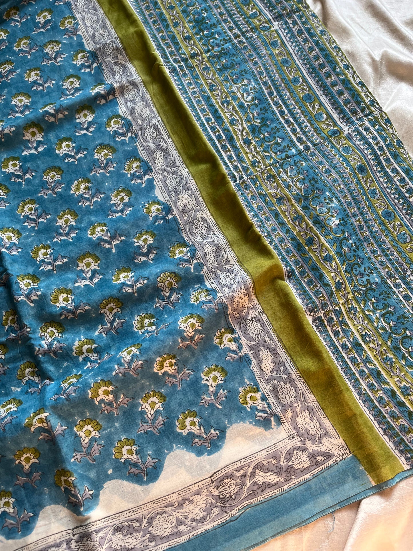 Neelaa – Blue Floral Block Printed Mulmul Cotton Saree | House of Thansha