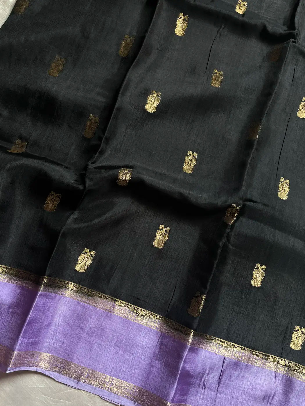 Banarasi Crepe Silk Saree – Black & Lavender
