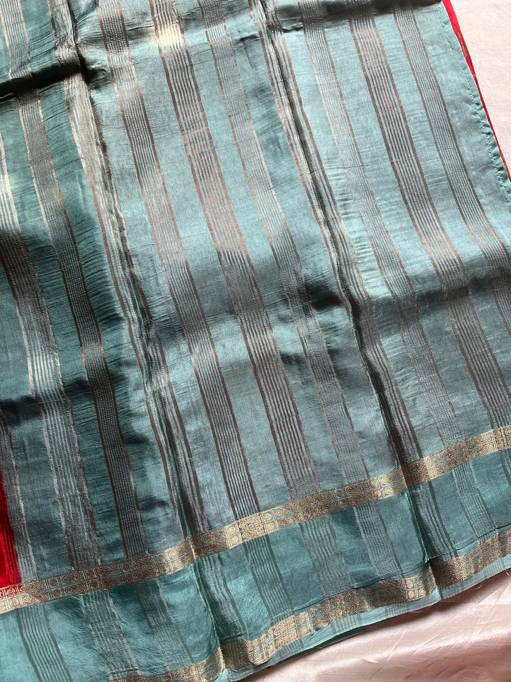 Banarasi Crepe Silk Saree – Red & Blue