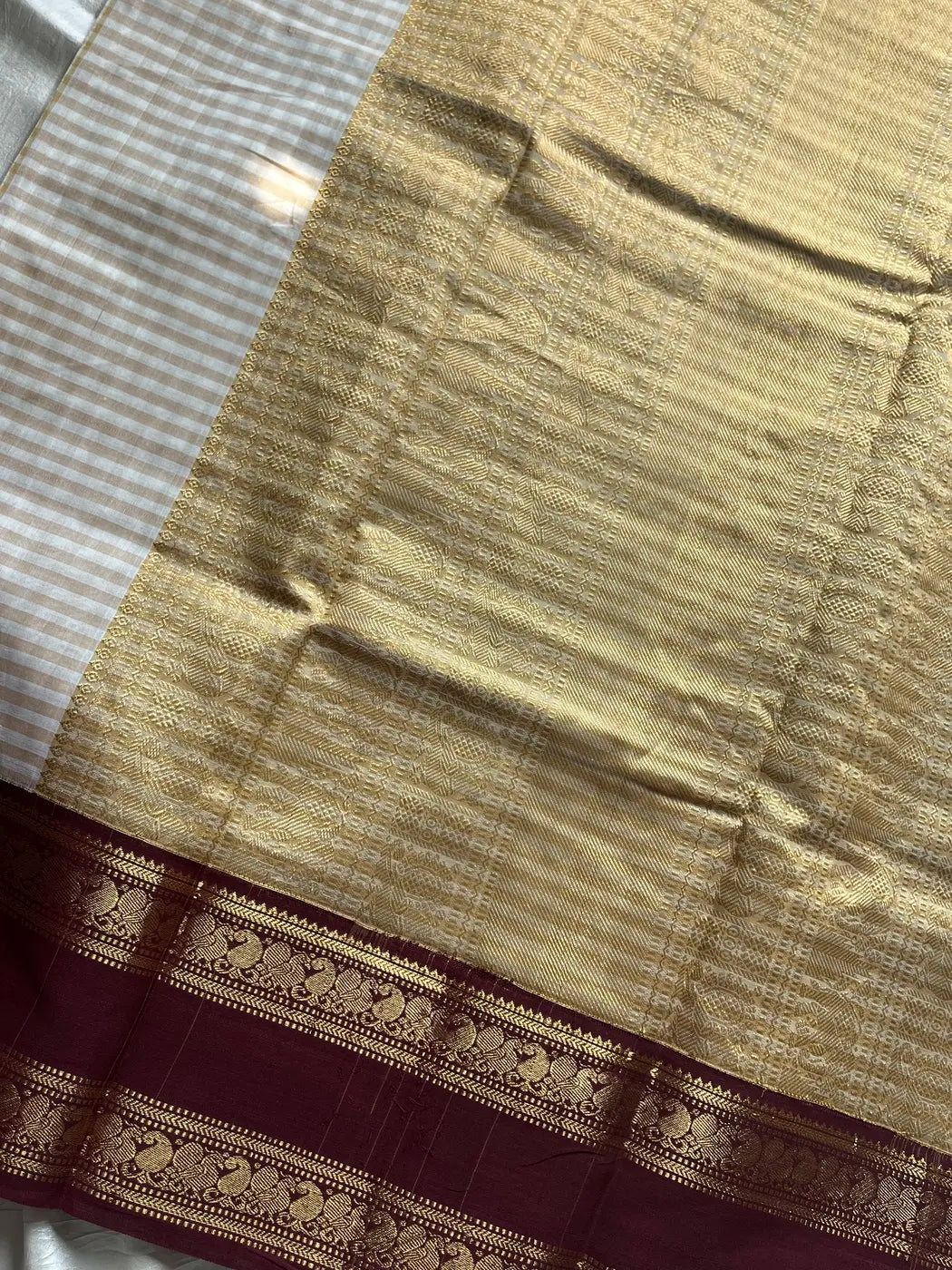 Korvai Kattam 120 count's mercerised Chettinadu Cotton Saree - White with Maroon