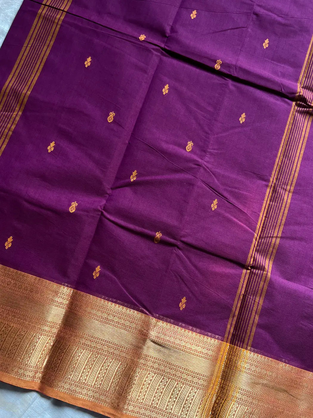 Vintage Looms | Dark Magenta Chettinadu Cotton Saree