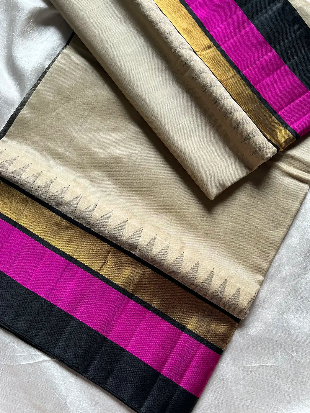 Pattu Nool Edit | Kanchi Silkcotton saree - Beige